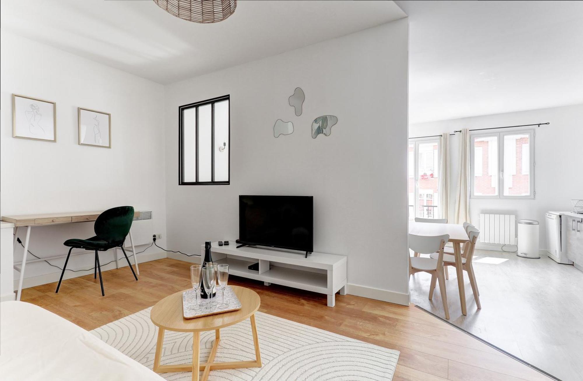 Le Bubbly - Appartement Lumineux De 50M² เอแปร์เน ภายนอก รูปภาพ